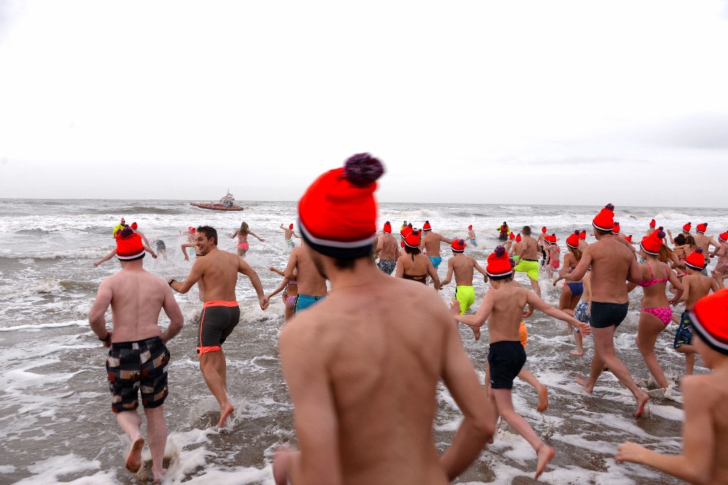 ../Images/Nieuwjaarsduik Nederzandt 2018 040.jpg